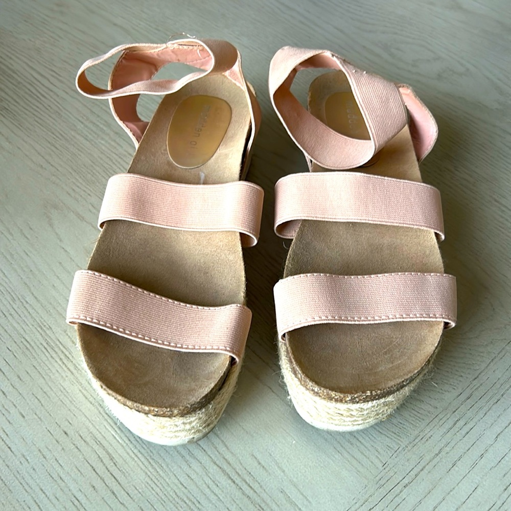 Madden Girl Platform Sandels Size 9.5